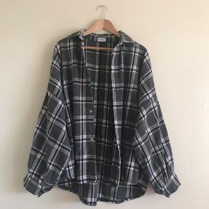 Oversized Grey/Gray Flannel / Dute Plaid Shirt